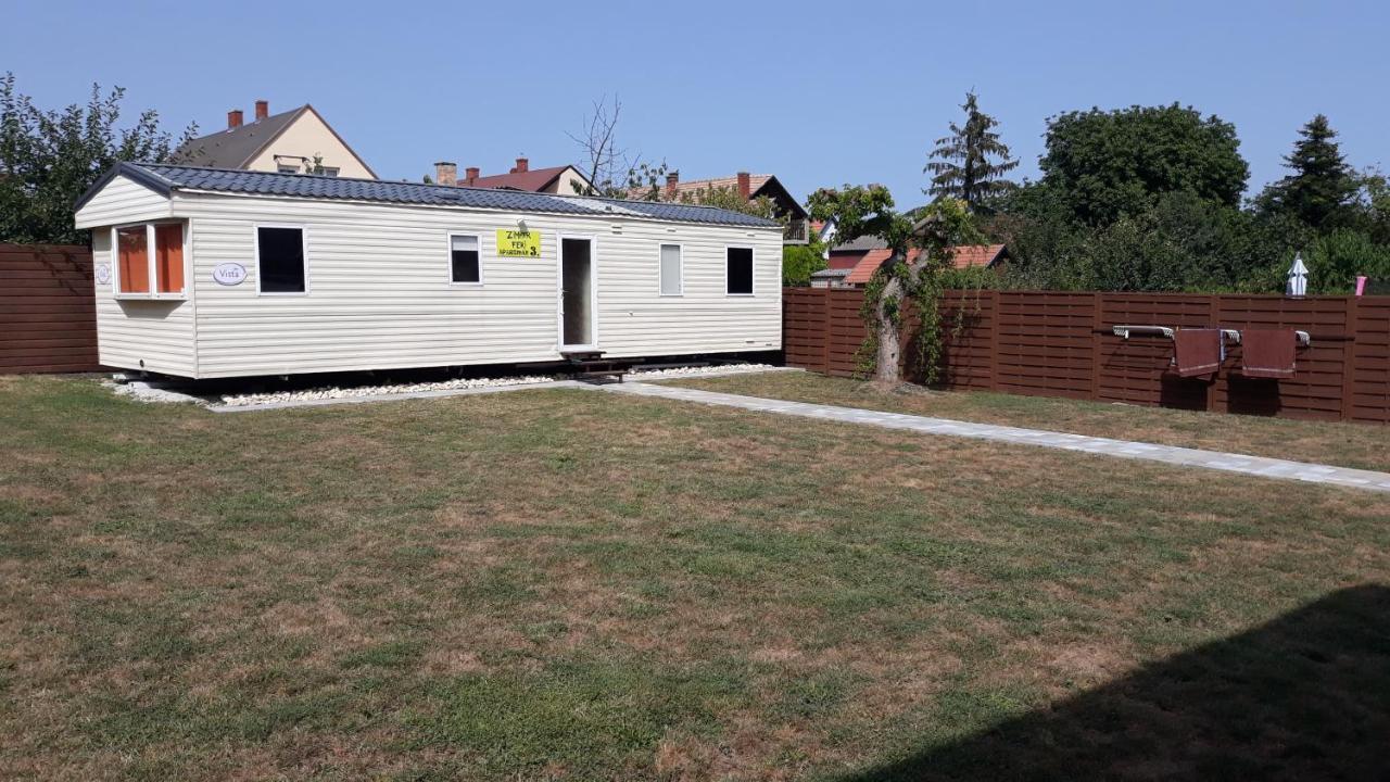 Апартаменты Zimmerferi Apartman Кестхей Экстерьер фото